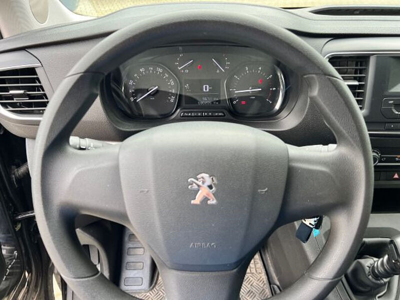 Peugeot Traveller 120PS Business L1 / KLIMA / RADIO