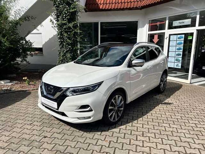 Nissan Qashqai 150PS 4x4 Automatik Tekna+ Topmodel / LED / 360° / LEDER / AHK