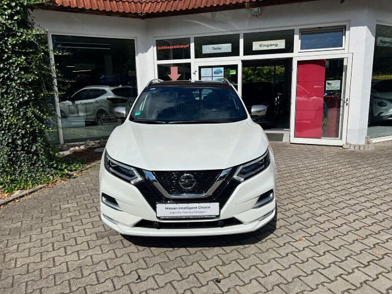 Nissan Qashqai 150PS 4x4 Automatik Tekna+ Topmodel / LED / 360° / LEDER / AHK