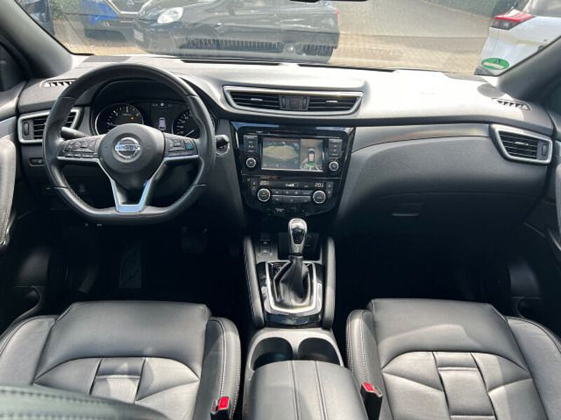 Nissan Qashqai 150PS 4x4 Automatik Tekna+ Topmodel / LED / 360° / LEDER / AHK