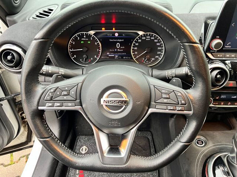 Nissan Juke 117PS Automatik N-Design / NAVI / LEDER / Sitzheizung