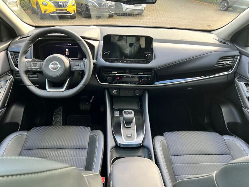 Nissan Qashqai 158PS Xtronic Premiere Edition / NAVI / 360° / LED