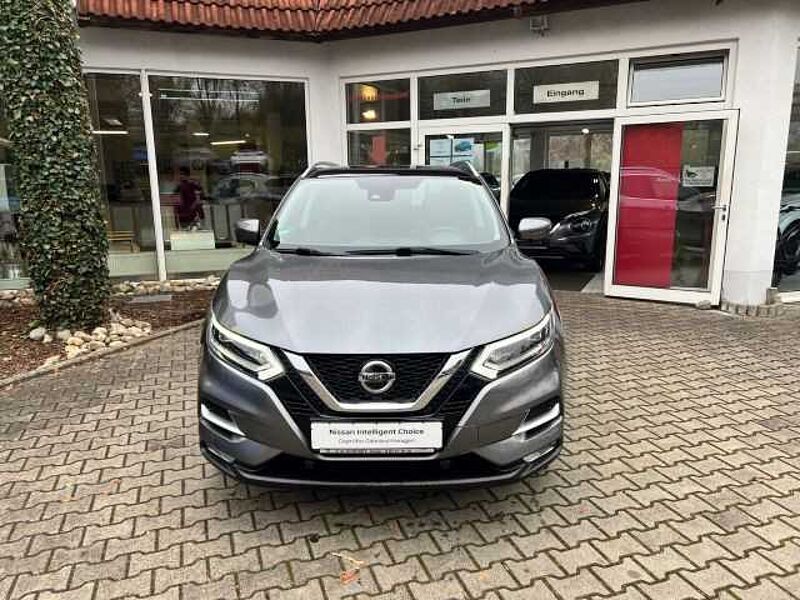 Nissan Qashqai 158PS DCT Akari / NAVI / LEDER / 360°