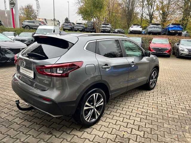 Nissan Qashqai 158PS DCT Akari / NAVI / LEDER / 360°