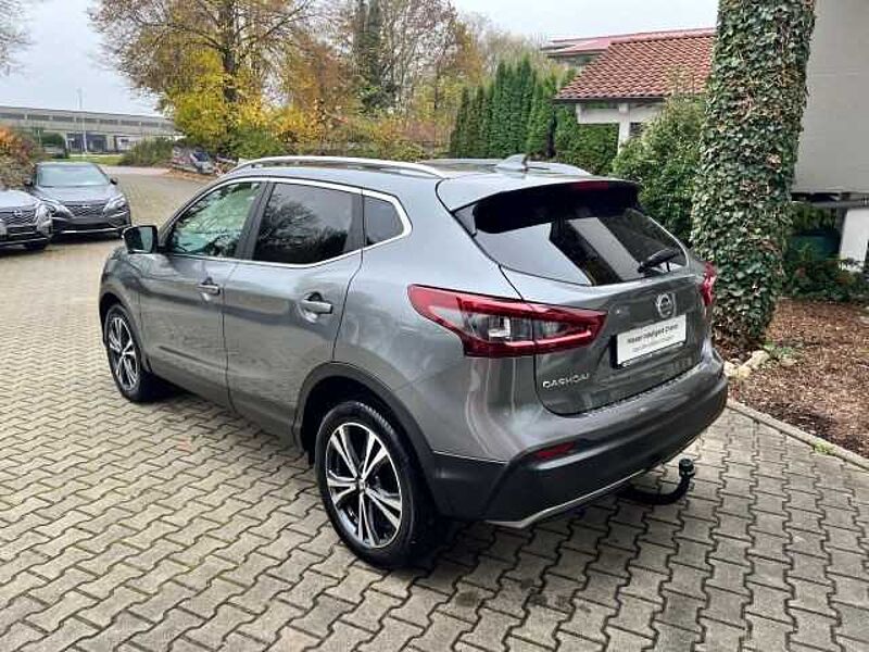 Nissan Qashqai 158PS DCT Akari / NAVI / LEDER / 360°