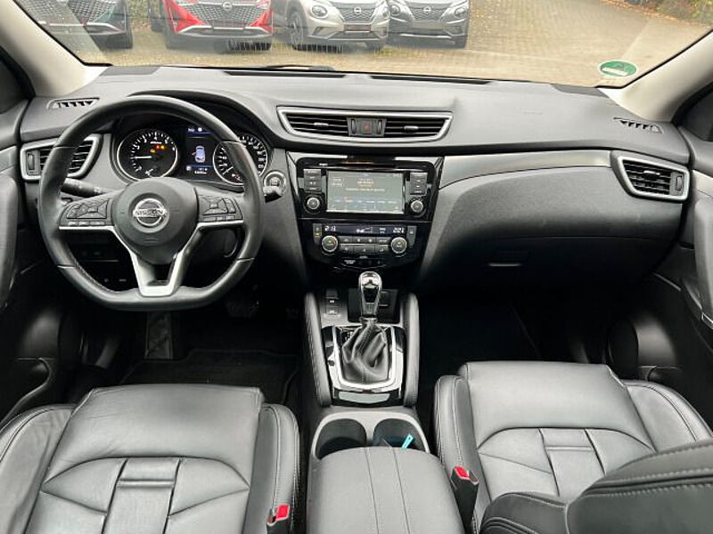 Nissan Qashqai 158PS DCT Akari / NAVI / LEDER / 360°