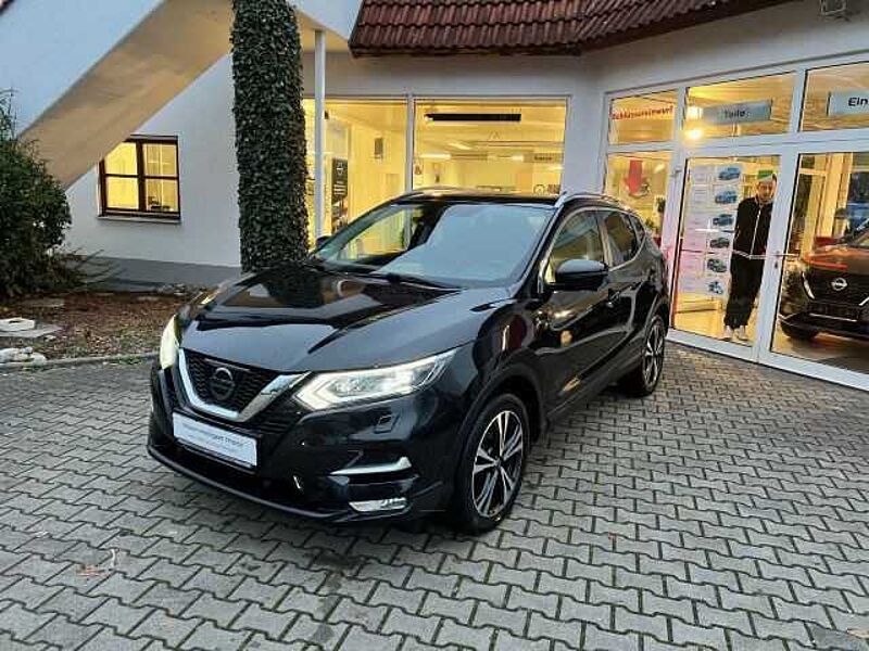 Nissan Qashqai 162PS N-Connecta / NAVI / 360° / LED