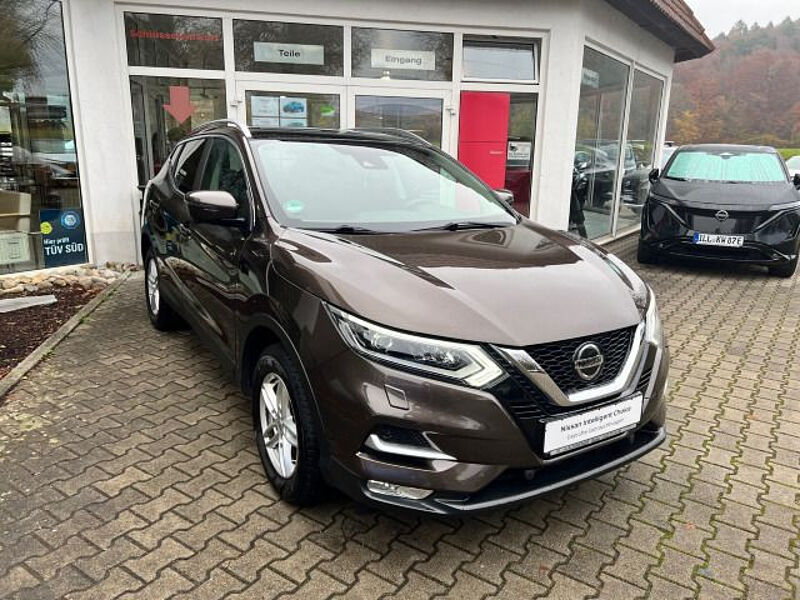 Nissan Qashqai 1.6DIG-T 162PS N-Connecta / NAVI / 360° / LED