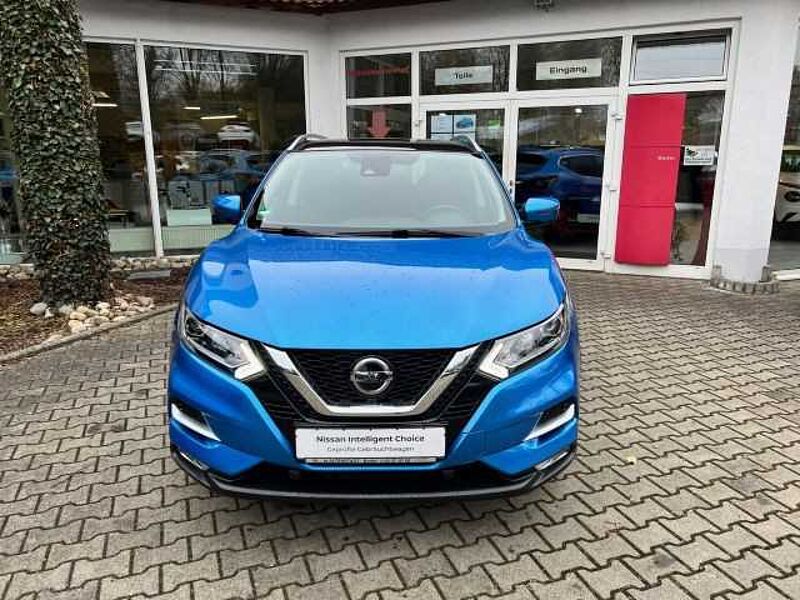 Nissan Qashqai 158PS DCT Zama / NAVI / PDC / 360°