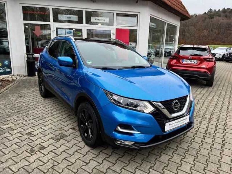 Nissan Qashqai 158PS DCT Zama / NAVI / PDC / 360°