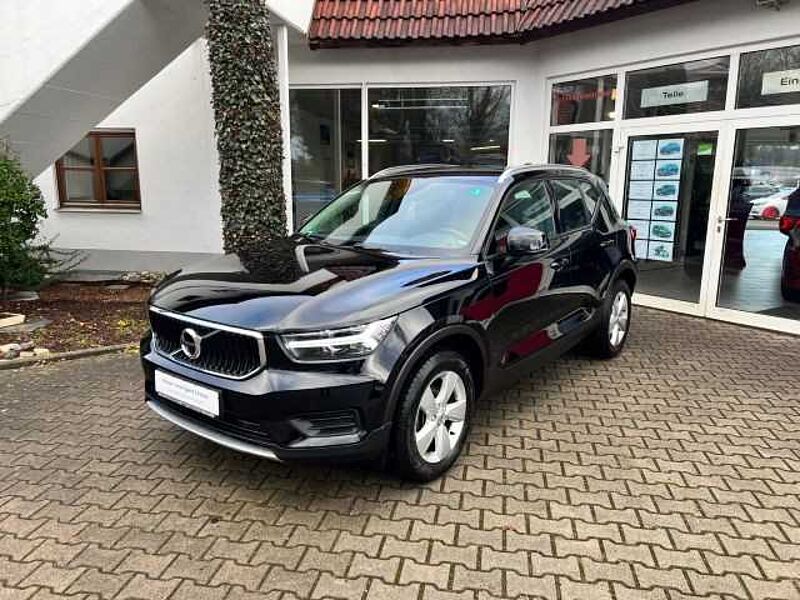 Volvo XC40 163PS Automatik Momentum Pro / LED / SITZHEIZUNG