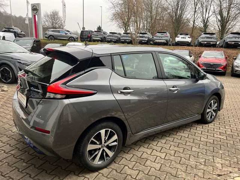 Nissan Leaf 40KW 150PS Acenta / KLIMA / CARPLAY / SITZHEIZUNG