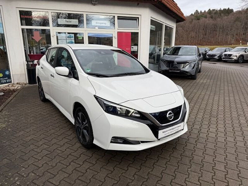 Nissan Leaf e+ 62KW 217PS Acenta / Sitzheizung / 8-fach / Rückfahrkamera